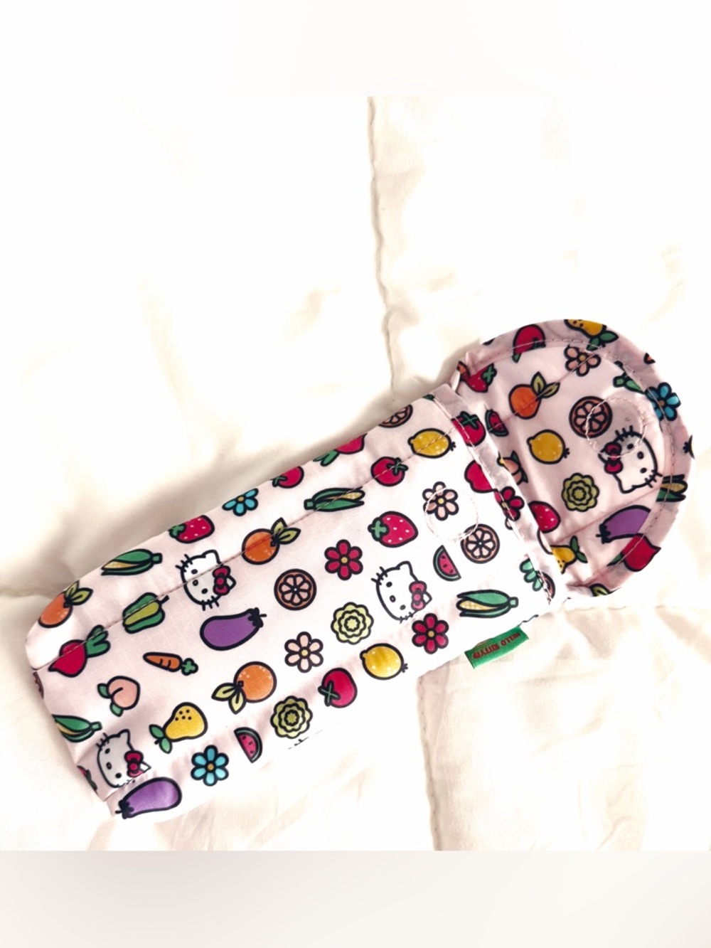Baggu Hello Kitty Puffy Glasses Sleeve